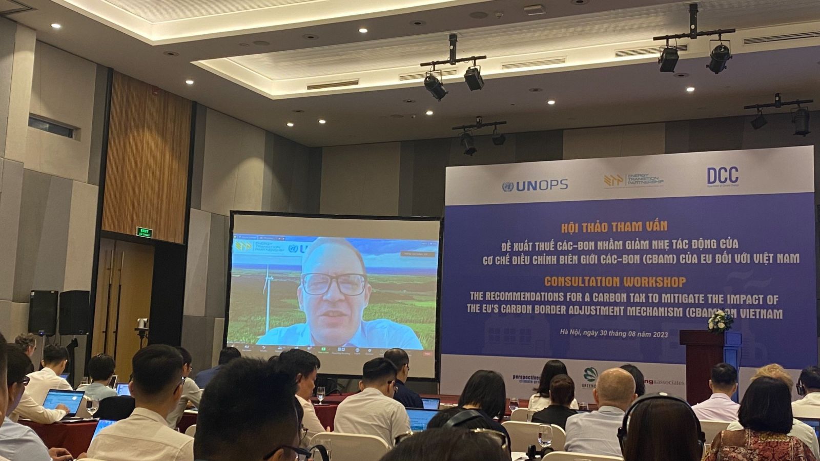 Việt Nam cần một chính sách thuế các - bon phù hợp để bảo vệ môi trường