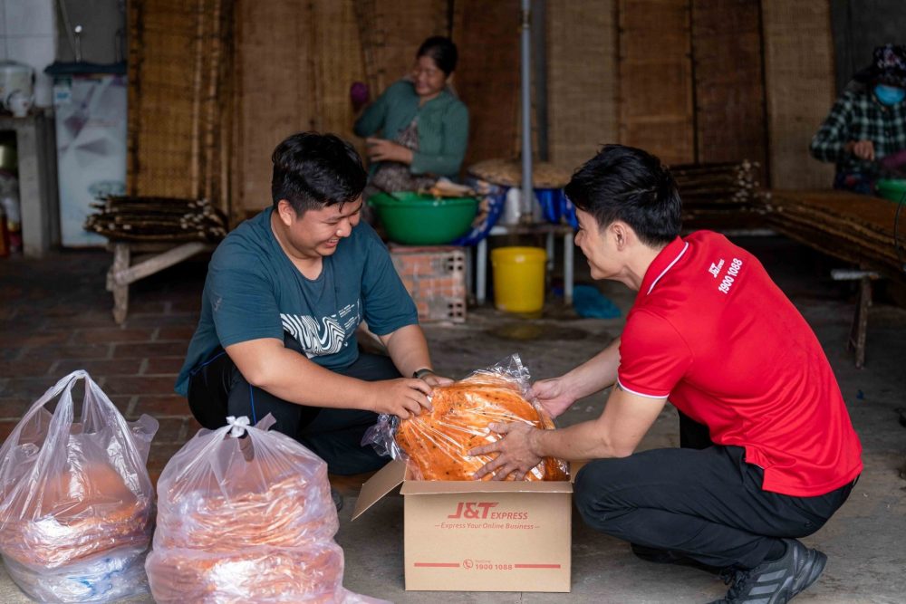 Ứng dụng công nghệ vào toàn bộ quy trình hoạt động đang là xu thế đổi mới của ngành Logistics Ứng dụng công nghệ vào toàn bộ quy trình hoạt động đang là xu thế đổi mới của ngành Logistics