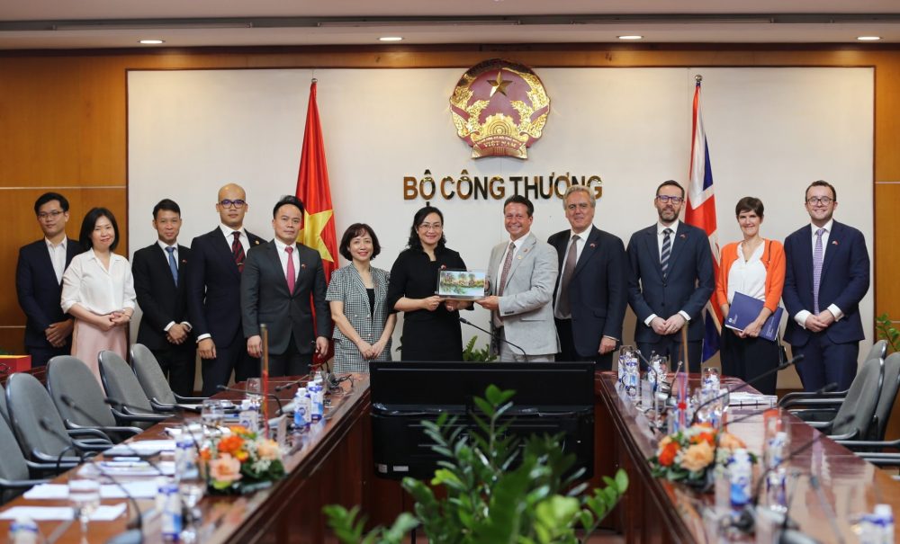 Vương Quốc Anh thúc đẩy mạnh mẽ quan hệ đối tác thương mại với Việt Nam