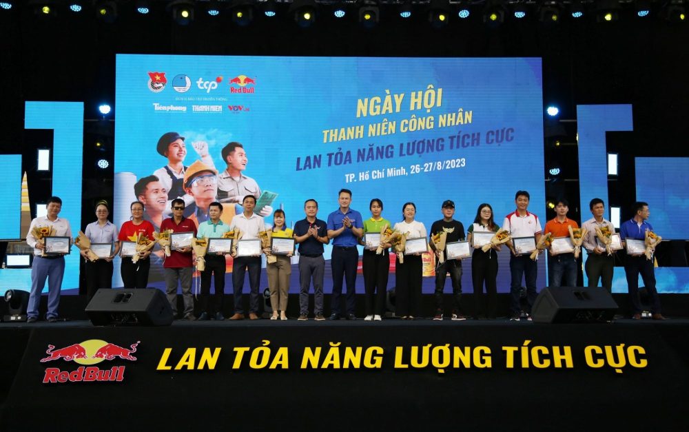 Khai mạc Ngày hội “Thanh niên công nhân - Lan tỏa năng lượng tích cực” cụm Đông Nam Bộ Khai mạc Ngày hội “Thanh niên công nhân - Lan tỏa năng lượng tích cực” cụm Đông Nam Bộ