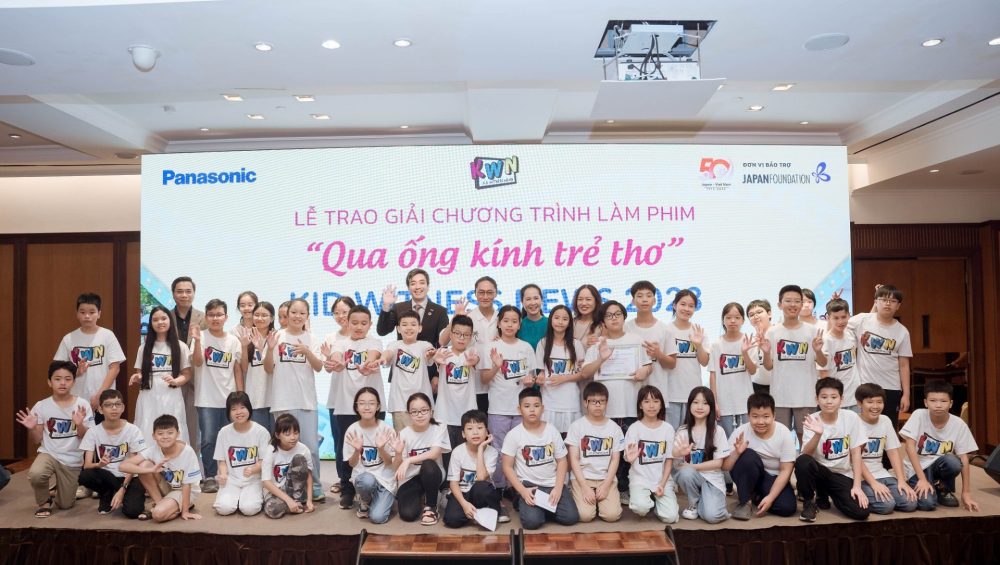 Trao giải chương trình làm phim Qua ống kính trẻ thơ