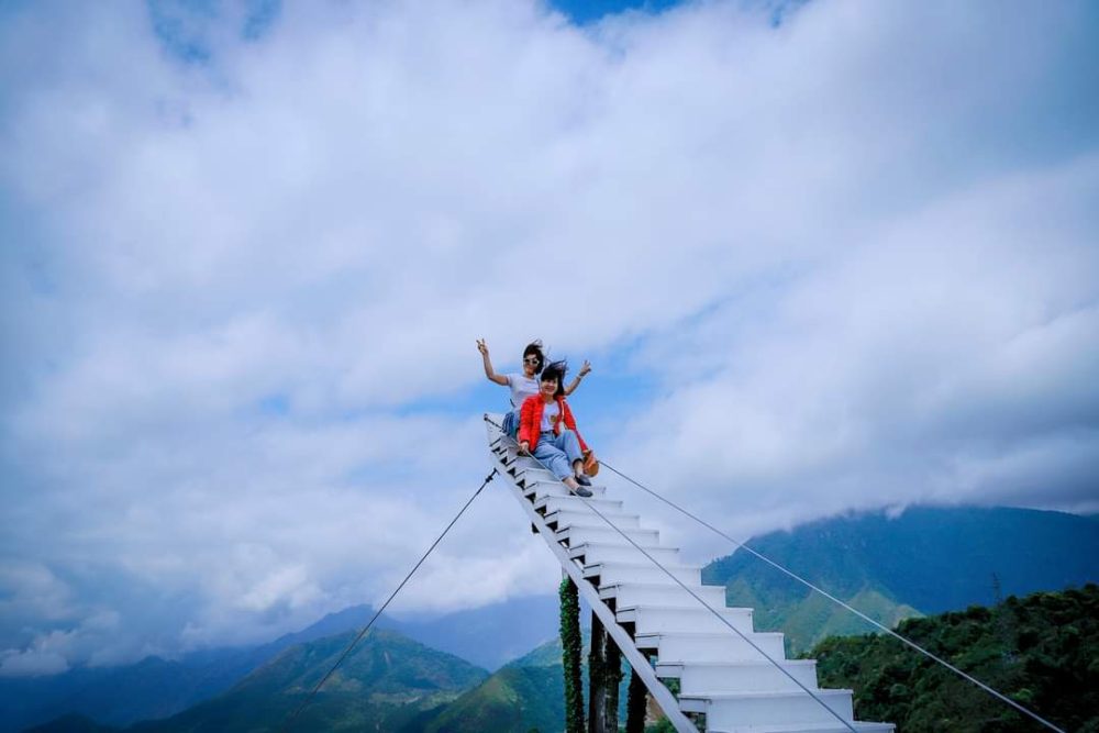 Ô Quý Hồ - cung đường trên mây Ô Quý Hồ - cung đường trên mây