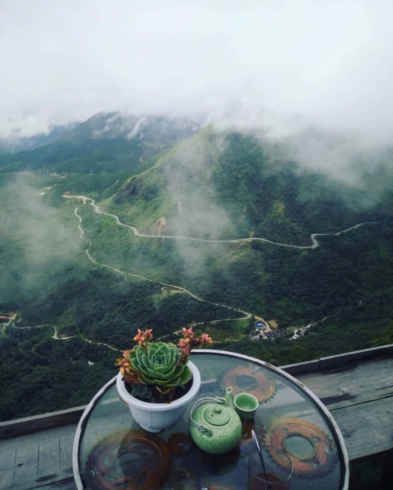 Ô Quý Hồ - cung đường trên mây Ô Quý Hồ - cung đường trên mây