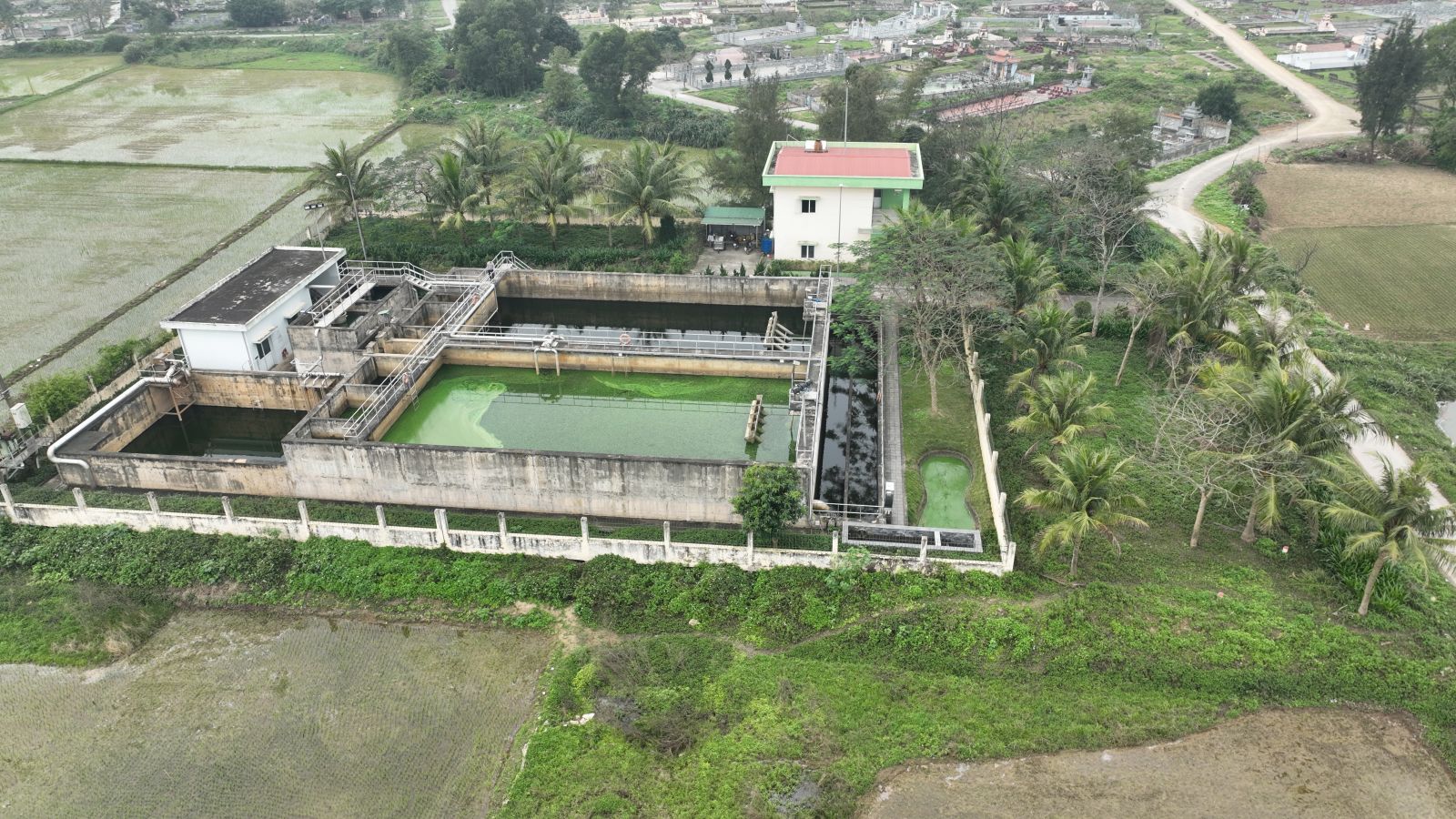 Các dự án xử lý môi trường ở Nghệ An - Bài 2: Nhà máy xử lý nước thải “hoạt động cầm chừng” Các dự án xử lý môi trường ở Nghệ An - Bài 2: Nhà máy xử lý nước thải “hoạt động cầm chừng”