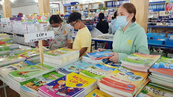 “Nhùng nhằng” như sách giáo khoa “Nhùng nhằng” như sách giáo khoa