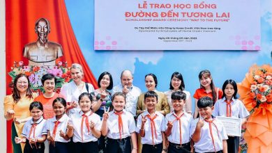 Home Credit thắp sáng ước mơ tới trường cho các em học sinh tại Buôn Hồ, Đăk Lăk Home Credit thắp sáng ước mơ tới trường cho các em học sinh tại Buôn Hồ, Đăk Lăk