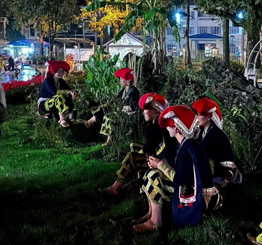 Sapa ra mắt sản phẩm du lịch văn hóa: 