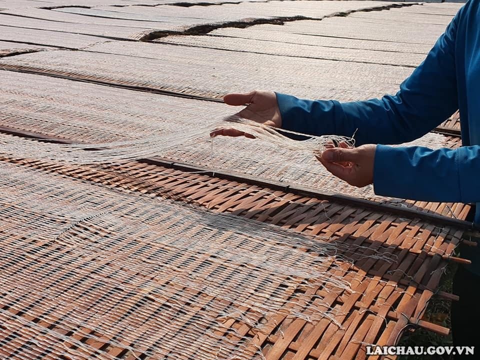 Đẩy mạnh xuất khẩu, thu hút đầu tư Đẩy mạnh xuất khẩu, thu hút đầu tư