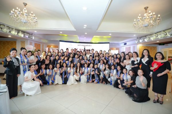 Ceo Tống Mai Oanh – Founder thời trang nữ Chamis design được bổ nhiệm vị trí mới tại mạng lưới nữ lãnh đạo Happy women leader network Ceo Tống Mai Oanh – Founder thời trang nữ Chamis design được bổ nhiệm vị trí mới tại mạng lưới nữ lãnh đạo Happy women leader network