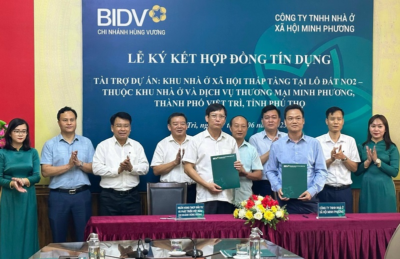 Gần 121.000 tỷ đồng đã được cơ cấu thời hạn nợ, giữ nguyên nhóm nợ Gần 121.000 tỷ đồng đã được cơ cấu thời hạn nợ, giữ nguyên nhóm nợ