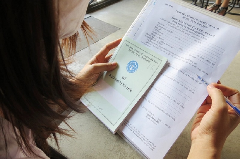 Hạn chế rút BHXH một lần - Nên mở rộng trợ cấp thất nghiệp Hạn chế rút BHXH một lần - Nên mở rộng trợ cấp thất nghiệp