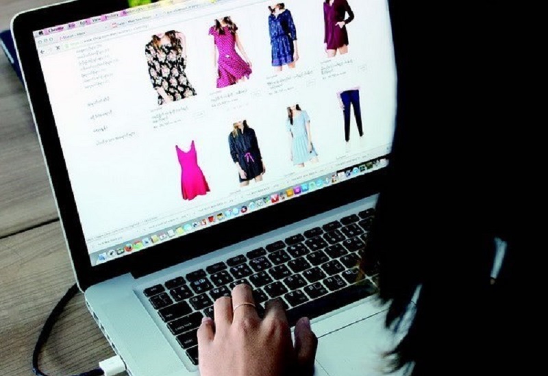 Chặn hàng giả trên “chợ mạng”: Cần nêu cao trách nhiệm của các bên liên quan Chặn hàng giả trên “chợ mạng”: Cần nêu cao trách nhiệm của các bên liên quan