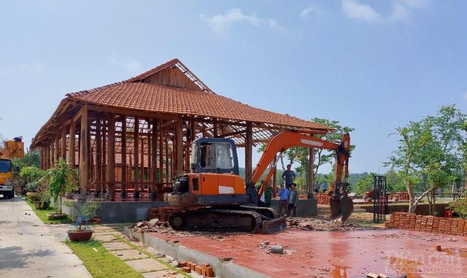 Tây Nguyên: Loạn xây dựng sai phép, trái phép Tây Nguyên: Loạn xây dựng sai phép, trái phép
