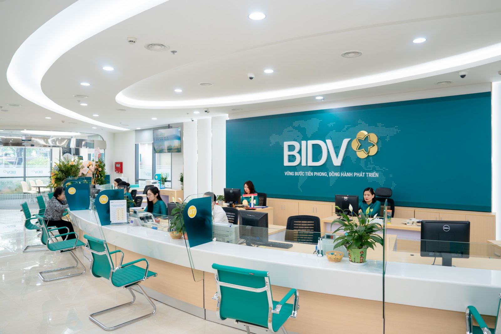 NHNN chấp thuận BIDV tăng vốn điều lệ lên 57.004 tỷ đồng NHNN chấp thuận BIDV tăng vốn điều lệ lên 57.004 tỷ đồng