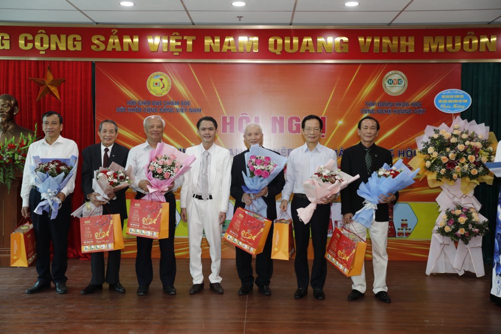 Hội nghị doanh nhân, doanh nghiệp “Với sứ mệnh vì sức khoẻ cộng đồng Việt”