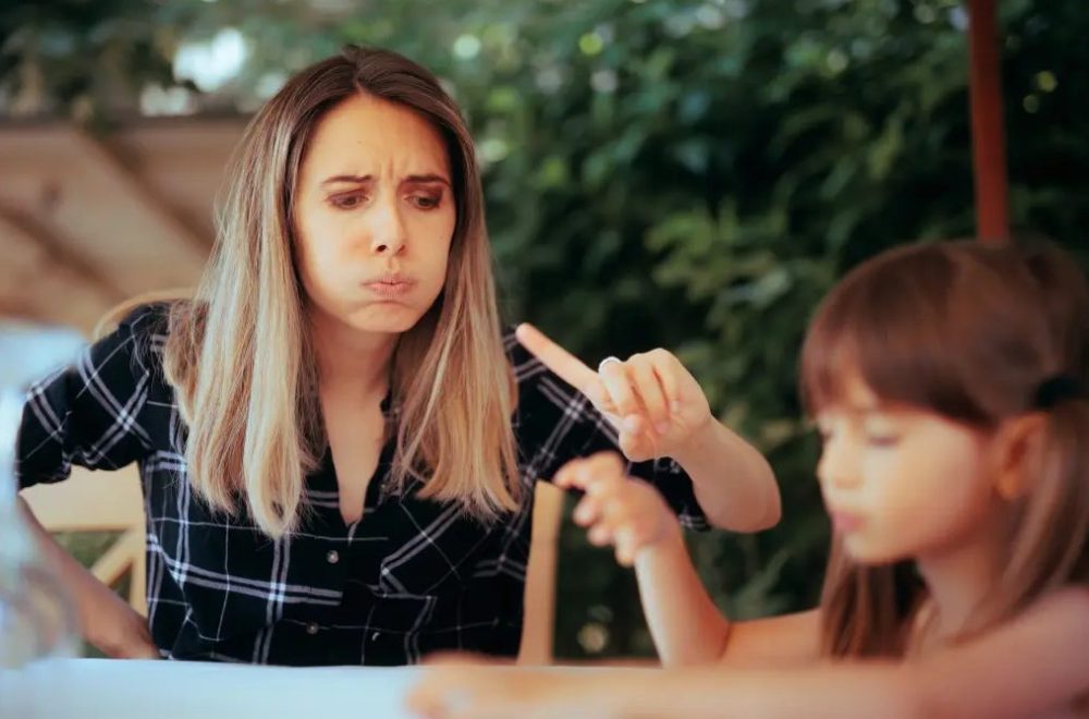 Trào lưu cà phê “không hoan nghênh trẻ em” Trào lưu cà phê “không hoan nghênh trẻ em”