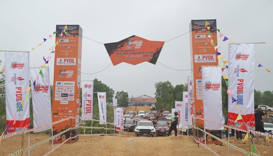 Giải đua xe ô tô địa hình Việt Nam PVOIl Cup 2023 chính thức khởi tranh Giải đua xe ô tô địa hình Việt Nam PVOIl Cup 2023 chính thức khởi tranh