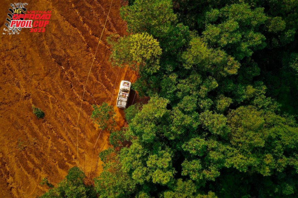 PVOIL VOC 2023 trình làng 4 đội đua vô địch lần đầu tiên trong 16 năm tổ chức giải