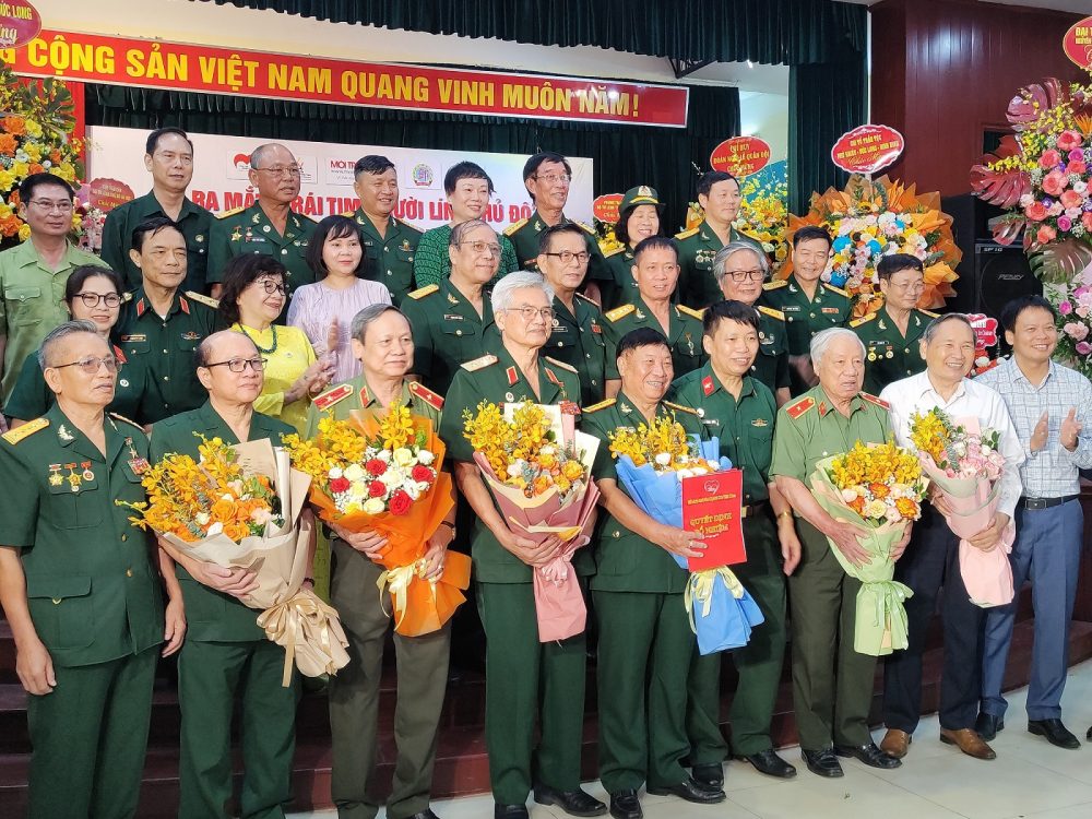 Ra mắt cuốn sách và Câu lạc bộ cùng tên “Trái tim người lính Thủ đô”