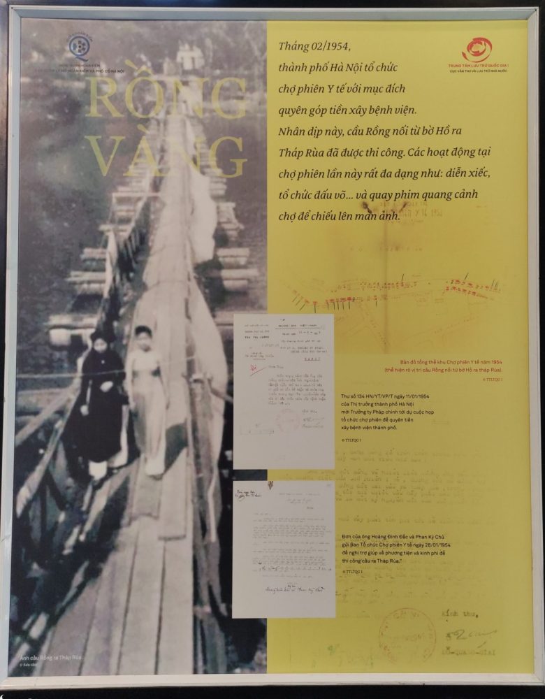 Triển lãm trưng bày tư liệu với chủ đề “Hồ Gươm, Giao Lộ - Đông Tây”