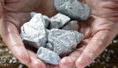 Mỏ đất hiếm lớn nhất Việt Nam được doanh nghiệp khai thác ra sao? Mỏ đất hiếm lớn nhất Việt Nam được doanh nghiệp khai thác ra sao?