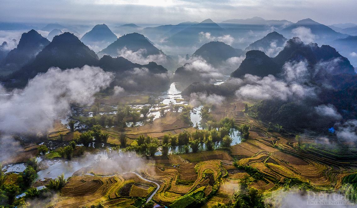 Mãn nhãn ngắm Cao Bằng mùa lúa chín