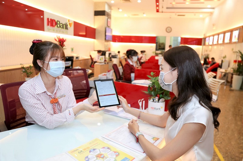 Giảm chi phí vốn với số hóa ngân hàng Giảm chi phí vốn với số hóa ngân hàng