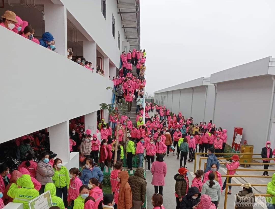 Nghệ An: Tái diễn đình công tại Công ty TNHH Viet Glory Nghệ An: Tái diễn đình công tại Công ty TNHH Viet Glory