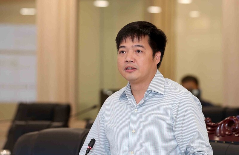 Để Việt Nam trở thành cứ điểm sản xuất chất bán dẫn
