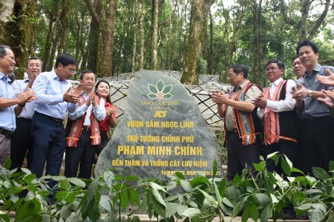 Kon Tum: Nửa nhiệm kỳ mạnh mẽ chuyển mình Kon Tum: Nửa nhiệm kỳ mạnh mẽ chuyển mình