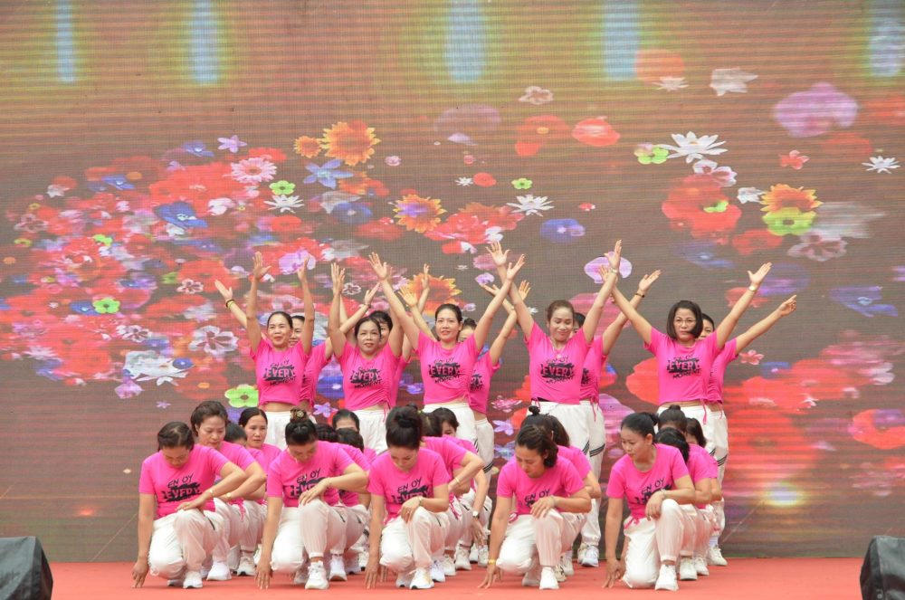 Chương trình đồng diễn và giao lưu các Câu lạc bộ dân vũ phụ nữ Hà Nội 2023 Chương trình đồng diễn và giao lưu các Câu lạc bộ dân vũ phụ nữ Hà Nội 2023