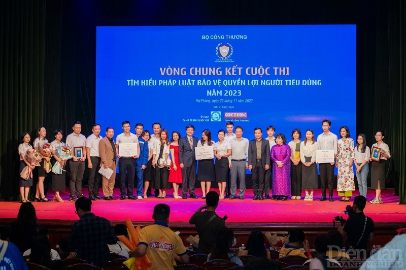 Tạo sự lan toả về chính sách, pháp luật bảo vệ quyền lợi người tiêu dùng qua các cuộc thi Tạo sự lan toả về chính sách, pháp luật bảo vệ quyền lợi người tiêu dùng qua các cuộc thi