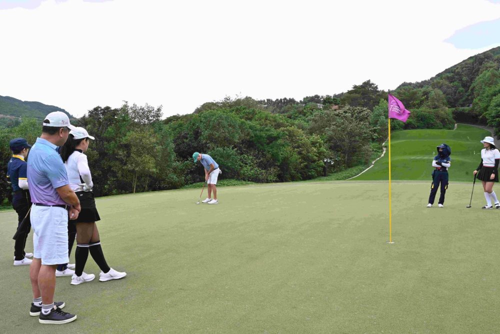 Vinpearl DIC Legends Việt Nam 2023: Khai mạc vòng thi đấu giao lưu Championship Pro-Am Vinpearl DIC Legends Việt Nam 2023: Khai mạc vòng thi đấu giao lưu Championship Pro-Am