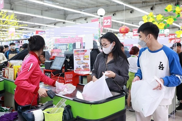 Có nên đồng loạt giảm 2% thuế VAT? Có nên đồng loạt giảm 2% thuế VAT?