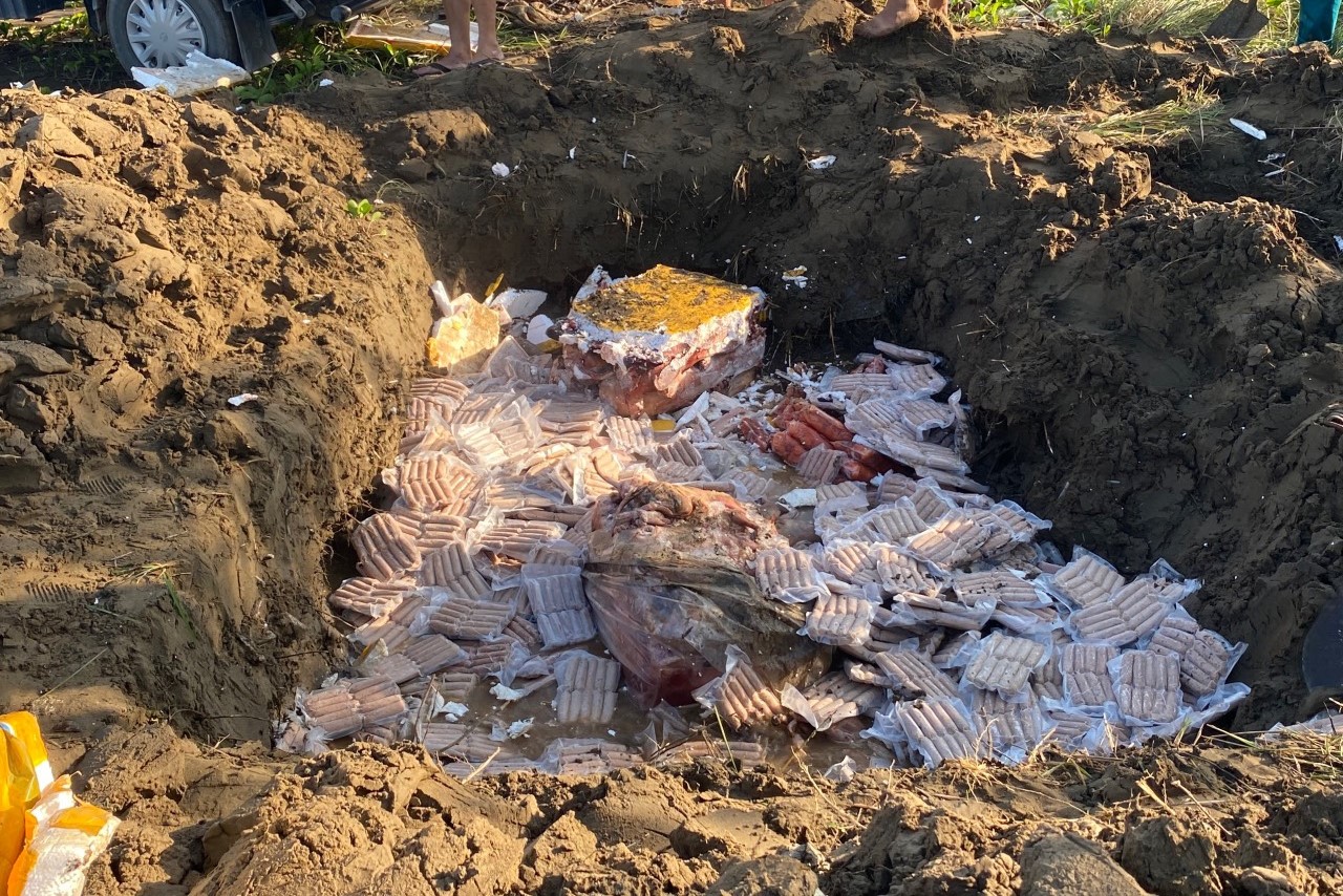 Nghệ An: Hàng lậu có dấu hiệu “nở rộ” dịp cuối năm? Nghệ An: Hàng lậu có dấu hiệu “nở rộ” dịp cuối năm?