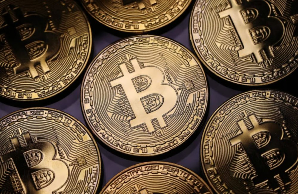 Bitcoin “mắc kẹt” ở mốc 35.000 USD/BTC, NFT dự báo sẽ bùng nổ