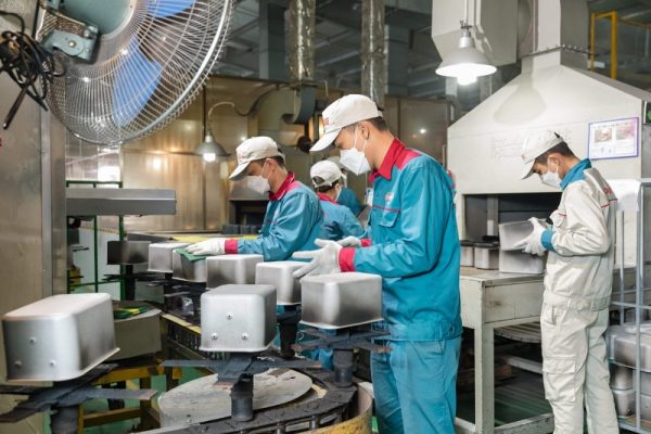 Khám phá nơi sản xuất nồi chiên không dầu Made in Việt Nam Khám phá nơi sản xuất nồi chiên không dầu Made in Việt Nam
