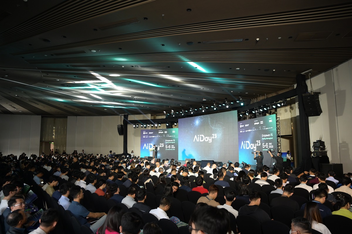 AI Day 2023 khai mạc với chủ đề “AI: tái thiết thực tại” AI Day 2023 khai mạc với chủ đề “AI: tái thiết thực tại”