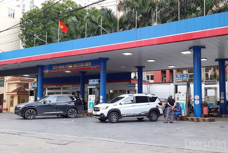 Giảm 50% thuế môi trường với xăng dầu - Giải pháp thiết thực để phục hồi kinh tế Giảm 50% thuế môi trường với xăng dầu - Giải pháp thiết thực để phục hồi kinh tế