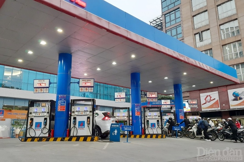 Giảm 50% thuế môi trường với xăng dầu - Giải pháp thiết thực để phục hồi kinh tế Giảm 50% thuế môi trường với xăng dầu - Giải pháp thiết thực để phục hồi kinh tế