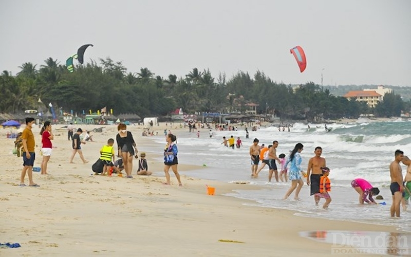 Năm Du lịch quốc gia 2023 - Bình Thuận: Những con số ấn tượng về ngành du lịch Năm Du lịch quốc gia 2023 - Bình Thuận: Những con số ấn tượng về ngành du lịch