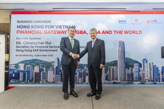 Hợp tác tài chính Việt Nam - Hồng Kông (Trung Quốc) còn nhiều dư địa phát triển Hợp tác tài chính Việt Nam - Hồng Kông (Trung Quốc) còn nhiều dư địa phát triển