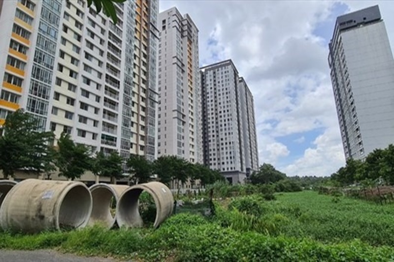 Xem xét lại quy định công bố thông tin dự án đầu tư để đảm bảo tính thống nhất Xem xét lại quy định công bố thông tin dự án đầu tư để đảm bảo tính thống nhất