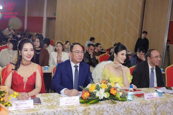 Mãn nhãn với chung kết Mẫu Ảnh Nhí Việt Nam Mãn nhãn với chung kết Mẫu Ảnh Nhí Việt Nam