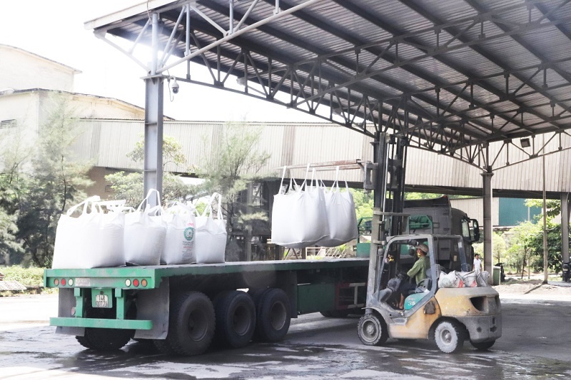 Doanh nghiệp sản xuất vật liệu xây dựng nỗ lực vượt khó Doanh nghiệp sản xuất vật liệu xây dựng nỗ lực vượt khó