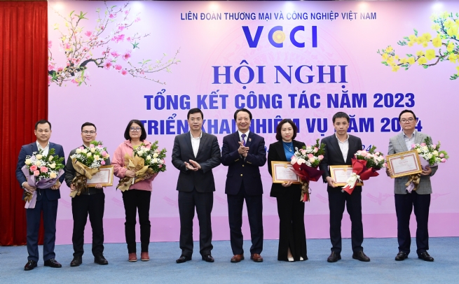 VCCI: Vượt qua khó khăn, tạo nhiều dấn ấn