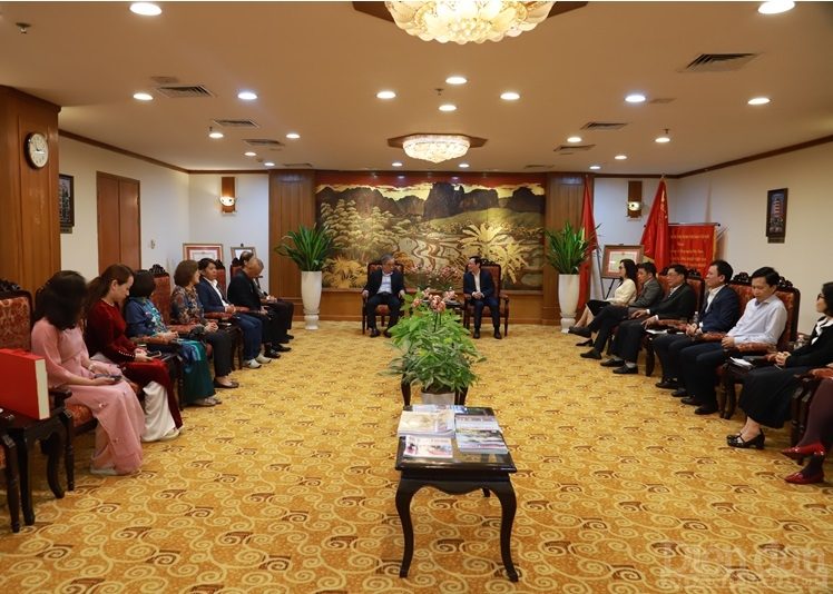 VCCI đồng hành cùng HUBA đẩy mạnh hoạt động hỗ trợ doanh nghiệp VCCI đồng hành cùng HUBA đẩy mạnh hoạt động hỗ trợ doanh nghiệp