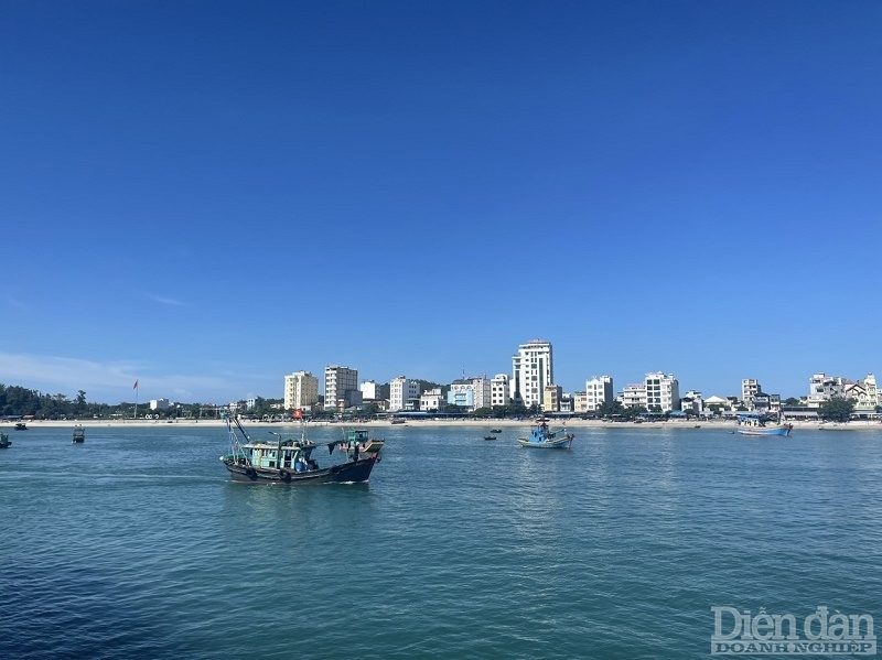 Du lịch Cô Tô nói không với rác thải nhựa