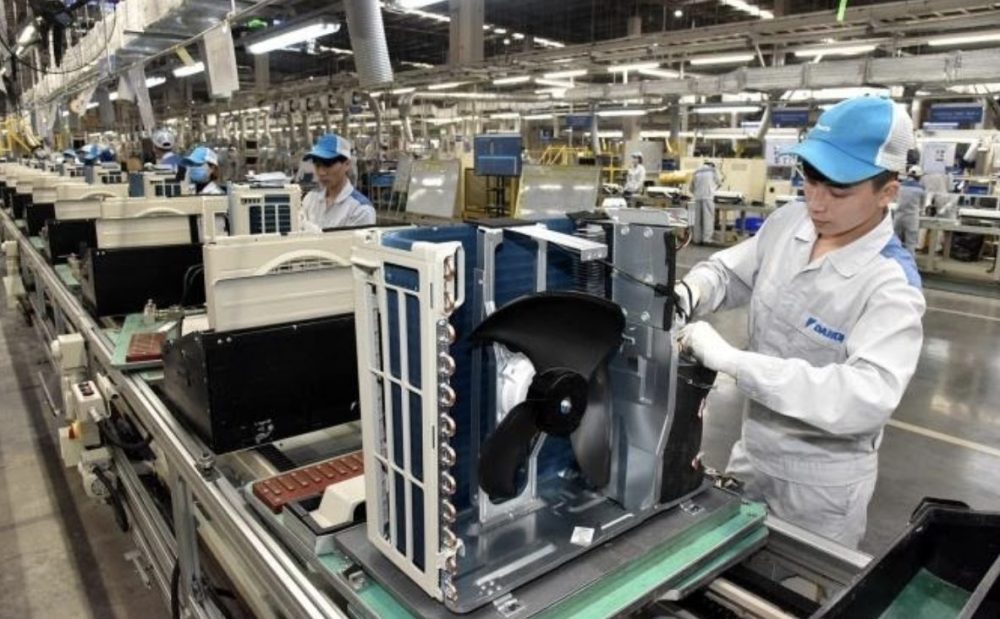 Doanh nghiệp có thêm đơn hàng, xuất khẩu tăng trưởng dương Doanh nghiệp có thêm đơn hàng, xuất khẩu tăng trưởng dương