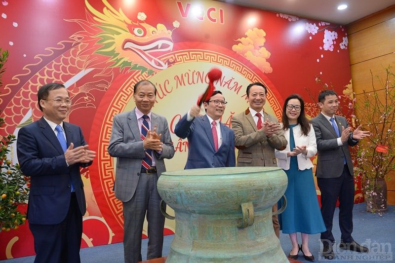 2024 - Năm tạo dựng tiềm lực, vị thế mới của VCCI 2024 - Năm tạo dựng tiềm lực, vị thế mới của VCCI